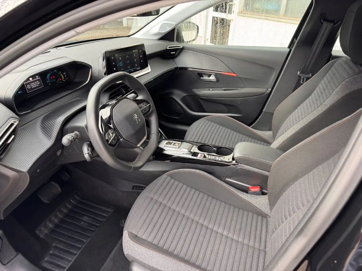 Peugeot 208 Elektromotor 136 Active Pack Schwarz - 2