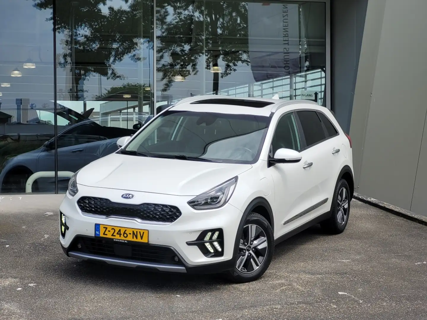 Kia Niro 1.6 GDi PHEV ExecutiveLine Blanc - 2