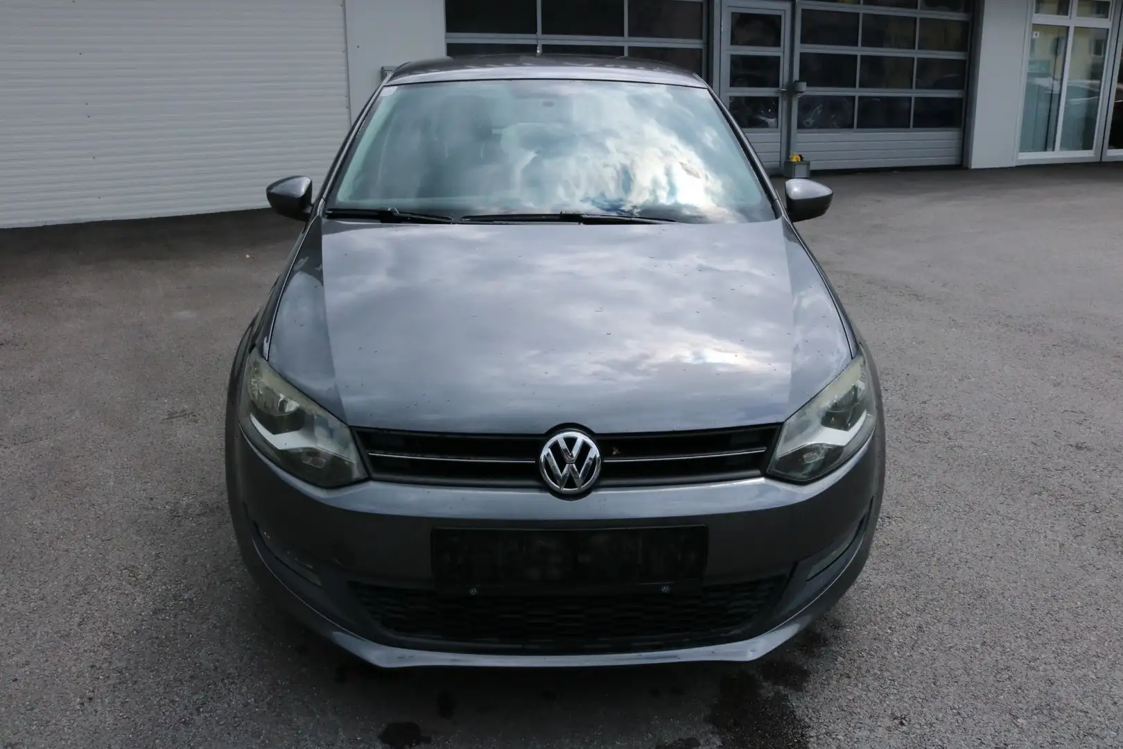 Volkswagen Polo Comfortline 1,6 TDI DPF Grau - 2