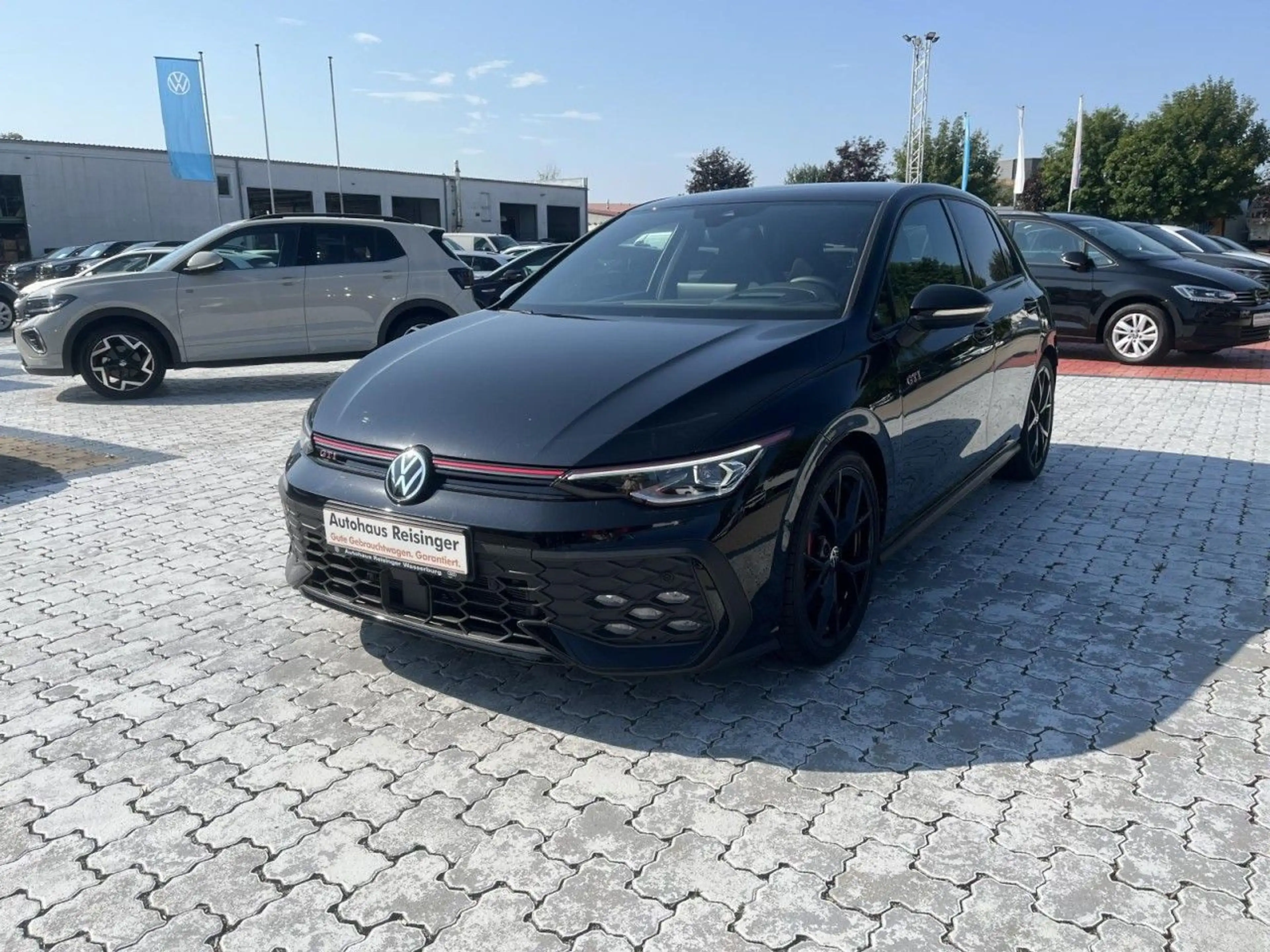 Volkswagen Golf GTI Golf VIII GTI 2.0 TSI DSG (IQ.Light+Head-up+DCC) — photo 2