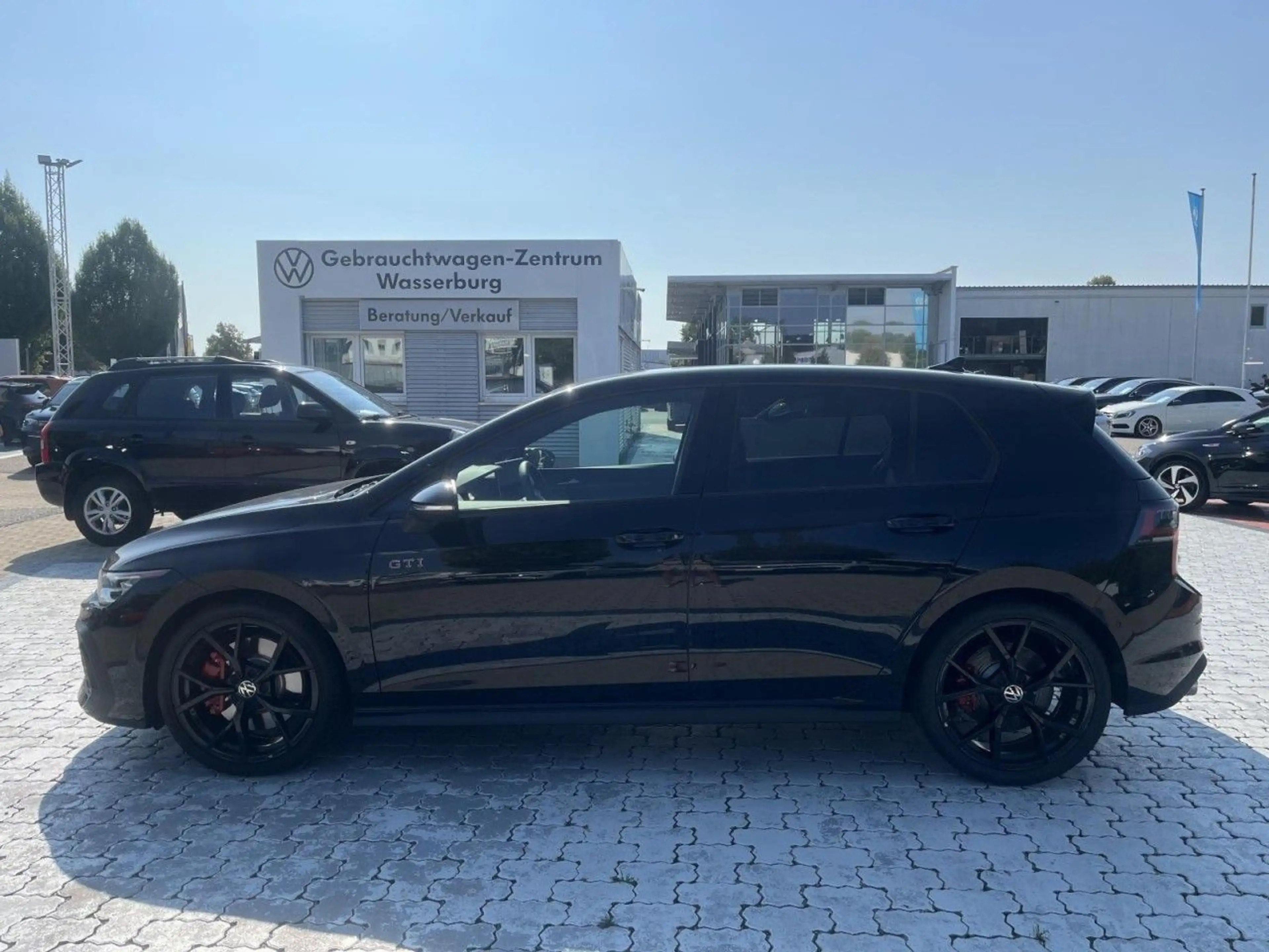 Volkswagen Golf GTI Golf VIII GTI 2.0 TSI DSG (IQ.Light+Head-up+DCC) — photo 4