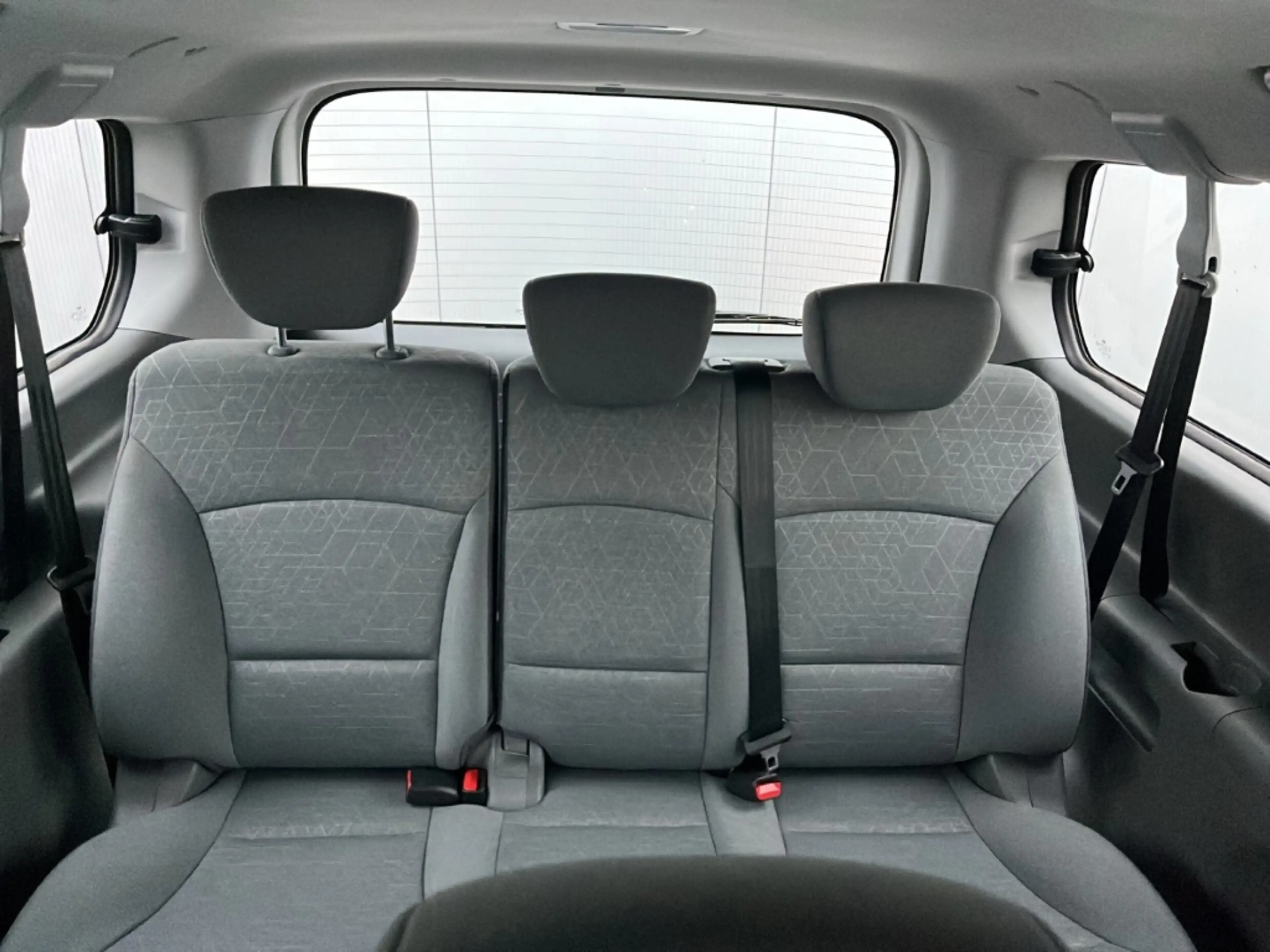 Hyundai H-1 TREND 2.5 CRDi *NAVI*CAM*AHK*SITZHZG* — photo 23