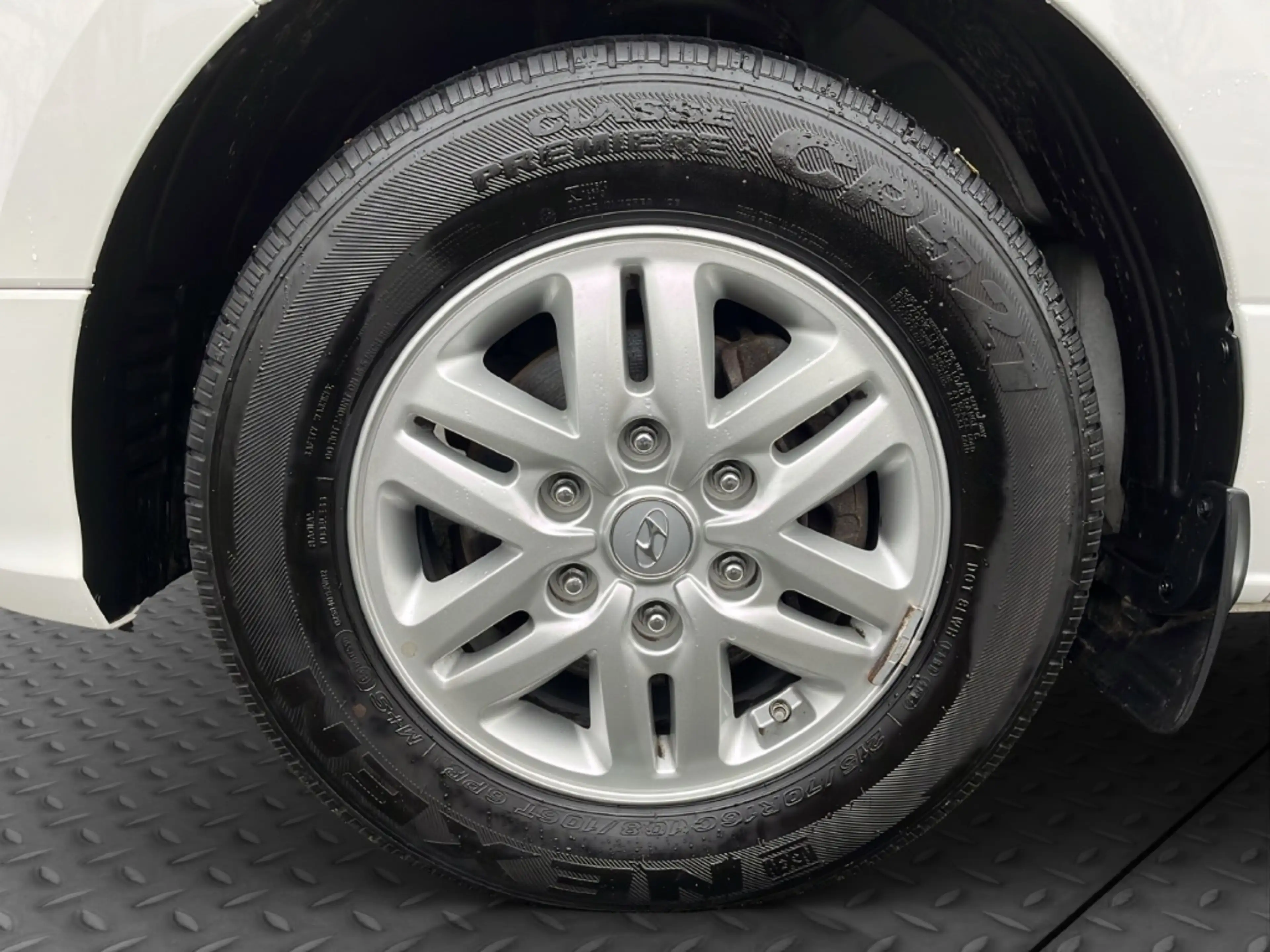 Hyundai H-1 TREND 2.5 CRDi *NAVI*CAM*AHK*SITZHZG* — photo 6