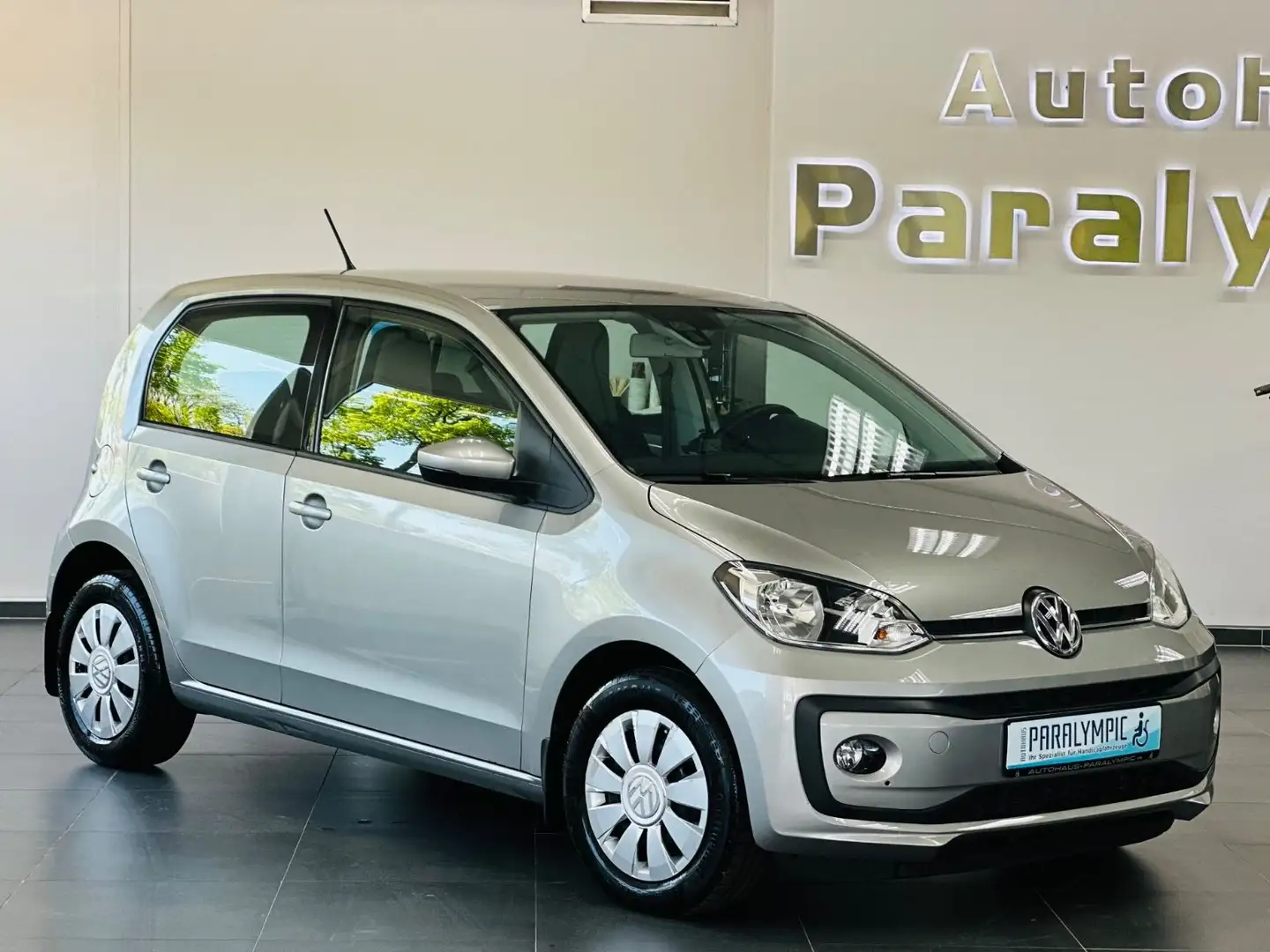 Volkswagen up! move up! *KLIMA*MF-LENK*PDC*SITZHZ Argent - 1