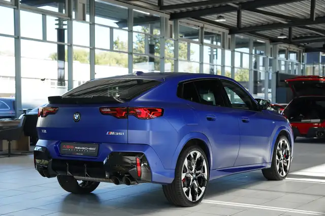 BMW X2 view 8