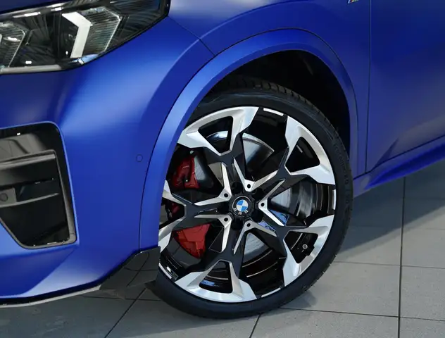 BMW X2 view 3