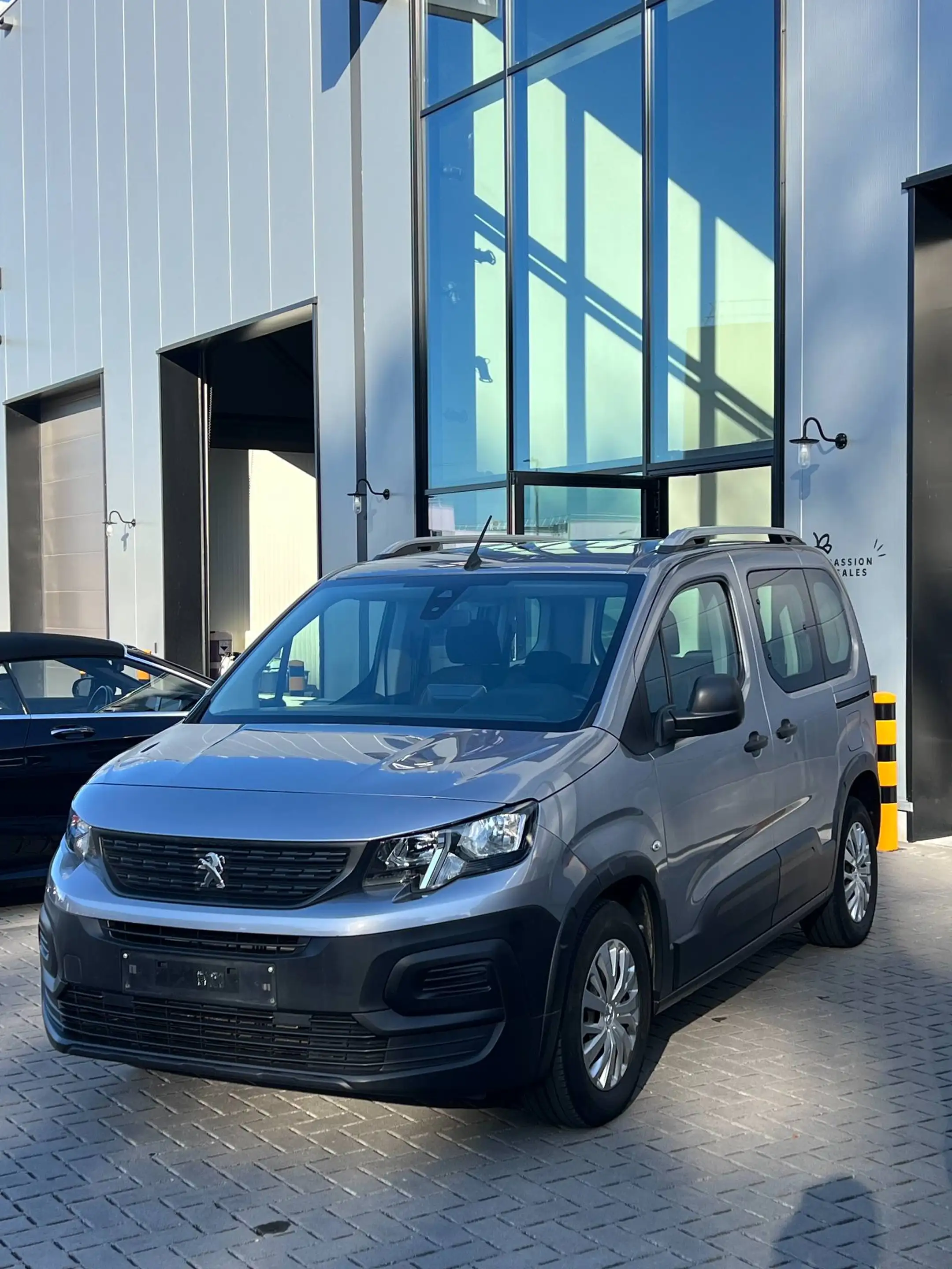 Peugeot Rifter Rifter 1.5 BlueHDi Standard Allure S — photo 3