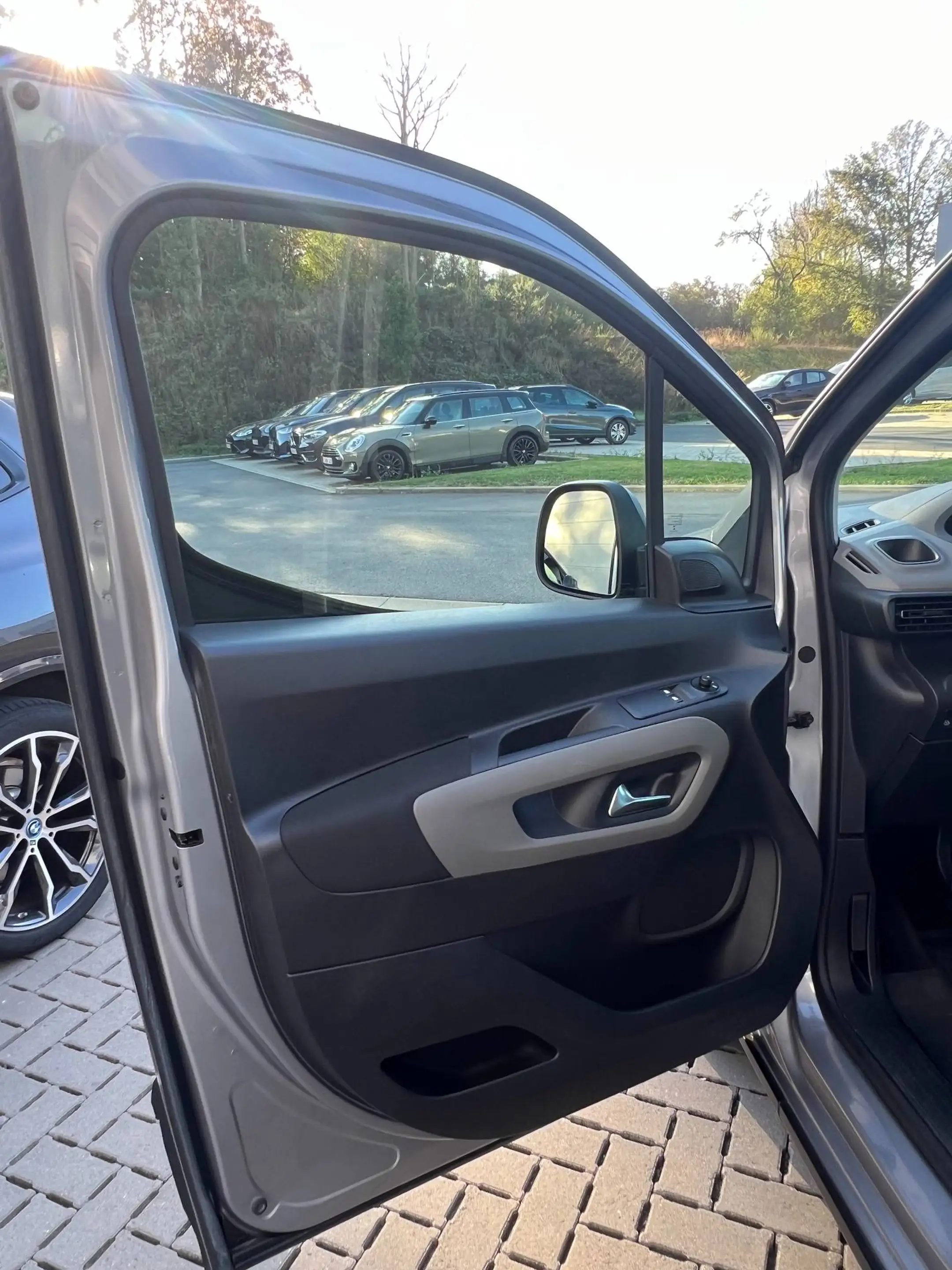 Peugeot Rifter Rifter 1.5 BlueHDi Standard Allure S — photo 9