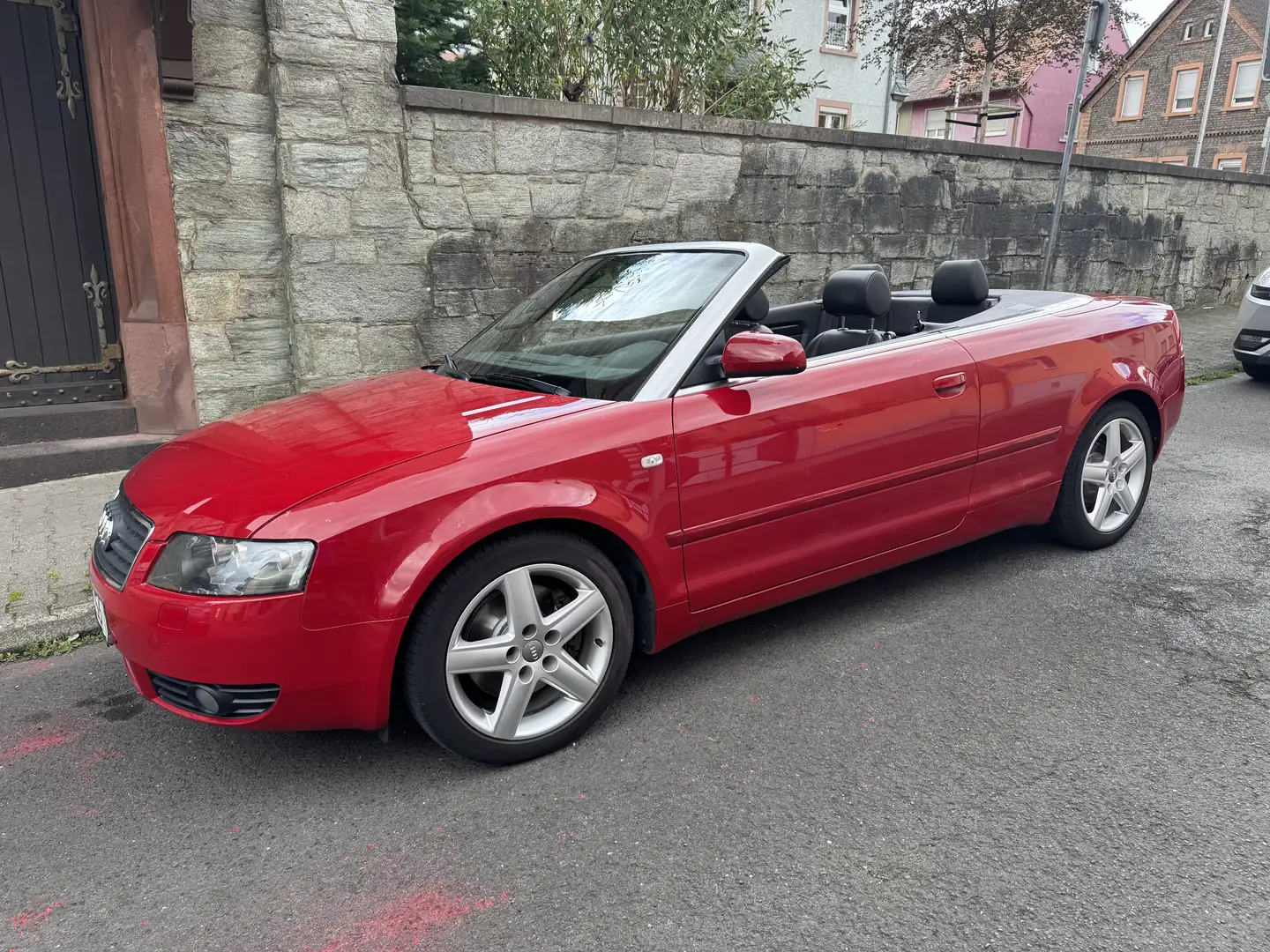 Audi Cabriolet 3,0 V6 Rot - 1