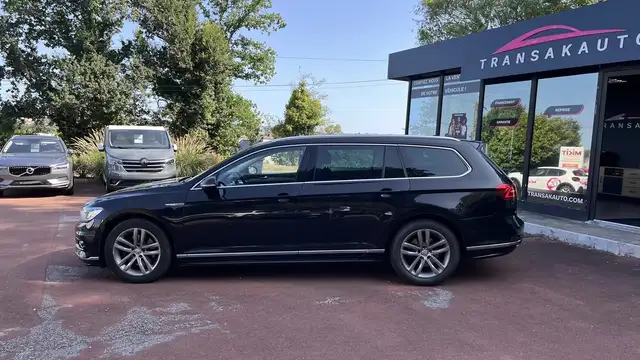 Volkswagen Passat view 8