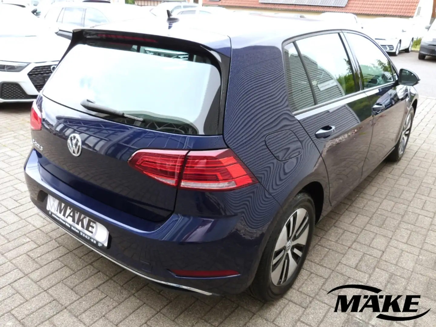 Volkswagen e-Golf Wärmepumpe, CCS-Ladedose, LED, Navi, SHZ, Blau - 2