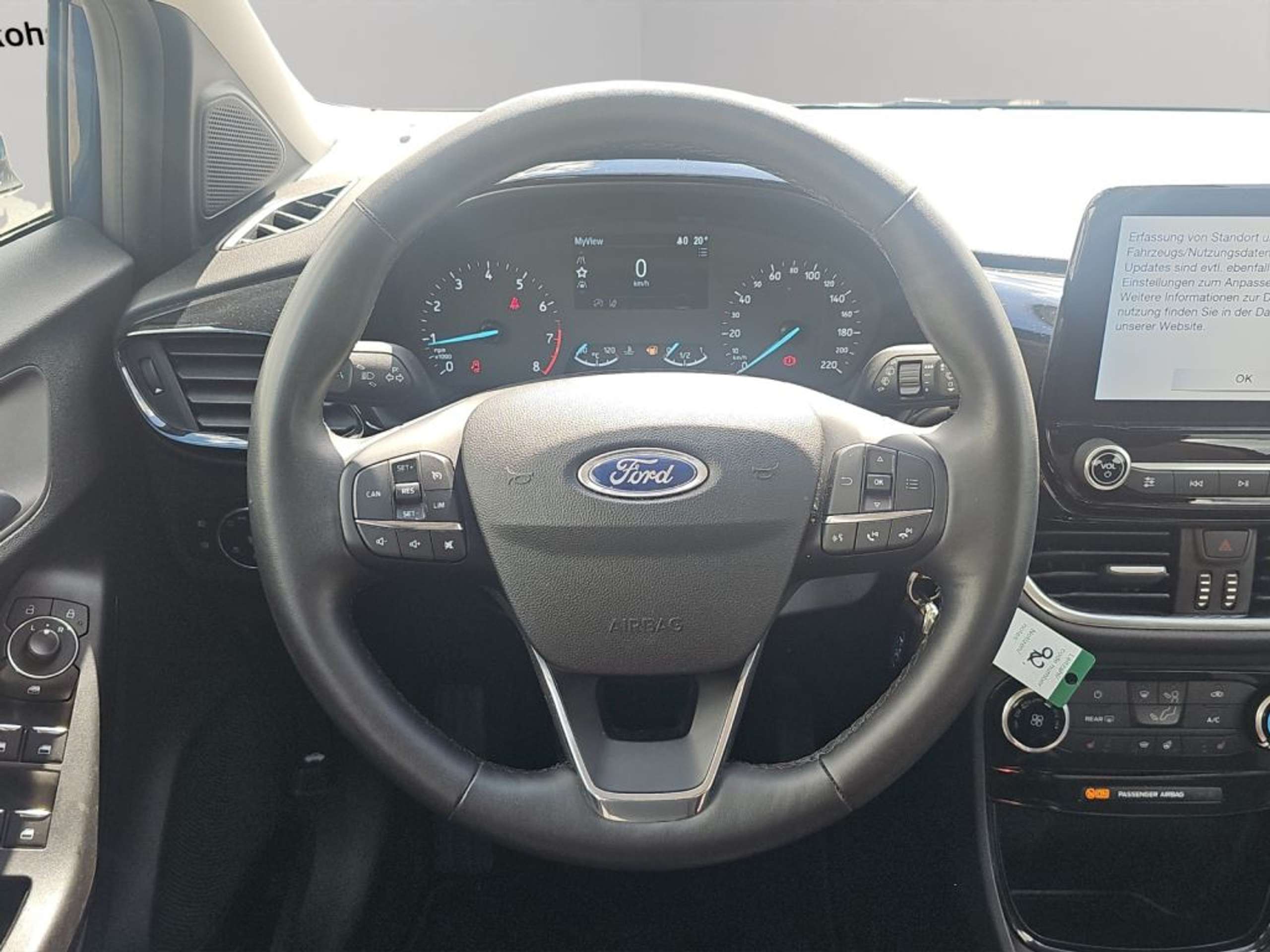 Fahrzeugabbildung Ford Puma 1.0 EcoBoost COOL & CONNECT - mit KI generiert/bearbeitet