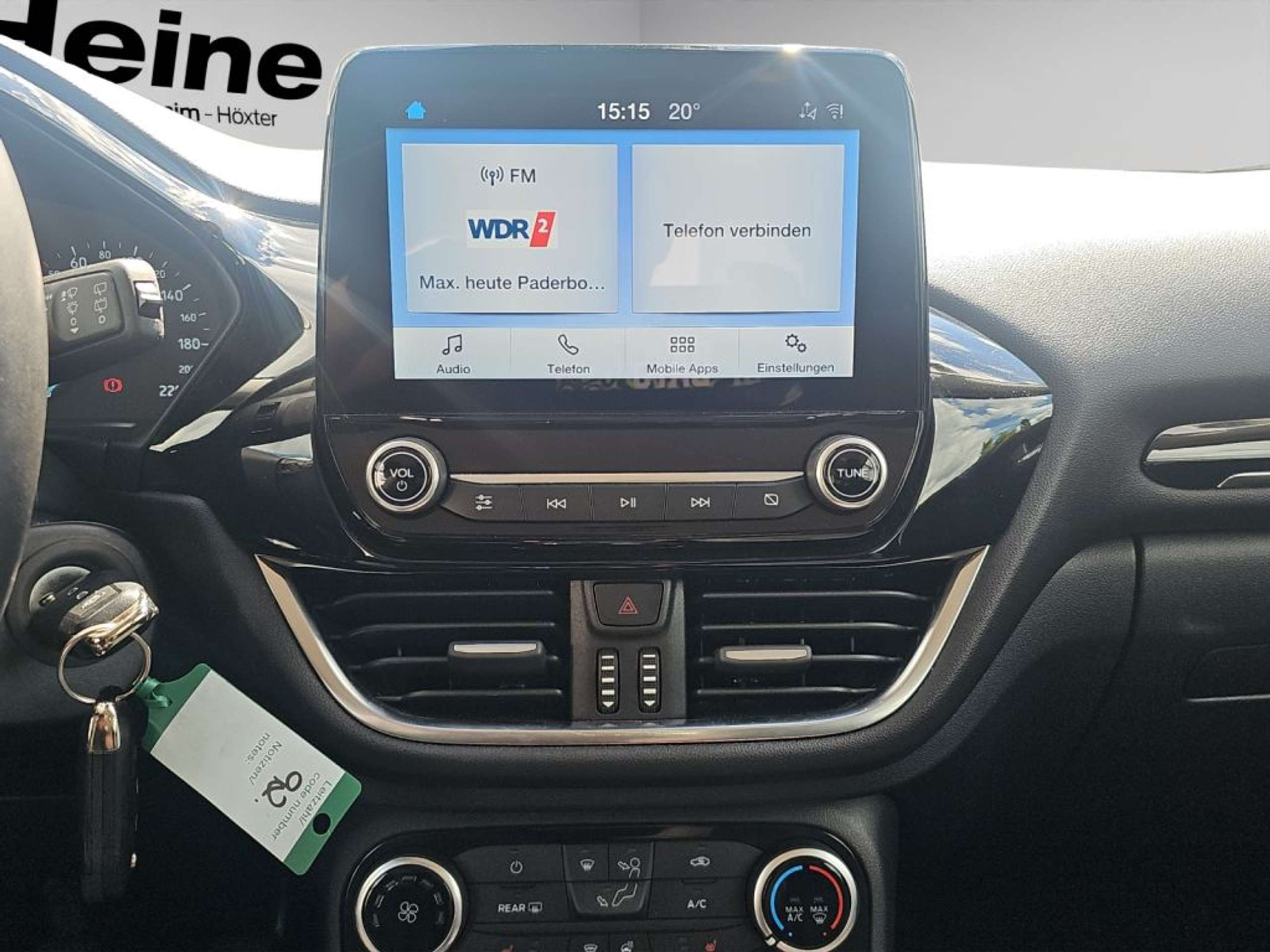 Fahrzeugabbildung Ford Puma 1.0 EcoBoost COOL & CONNECT - mit KI generiert/bearbeitet
