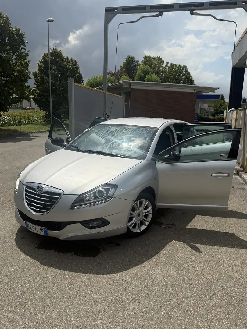 Lancia Delta 1.6 mjt Gold 120cv dpf my14 - 1