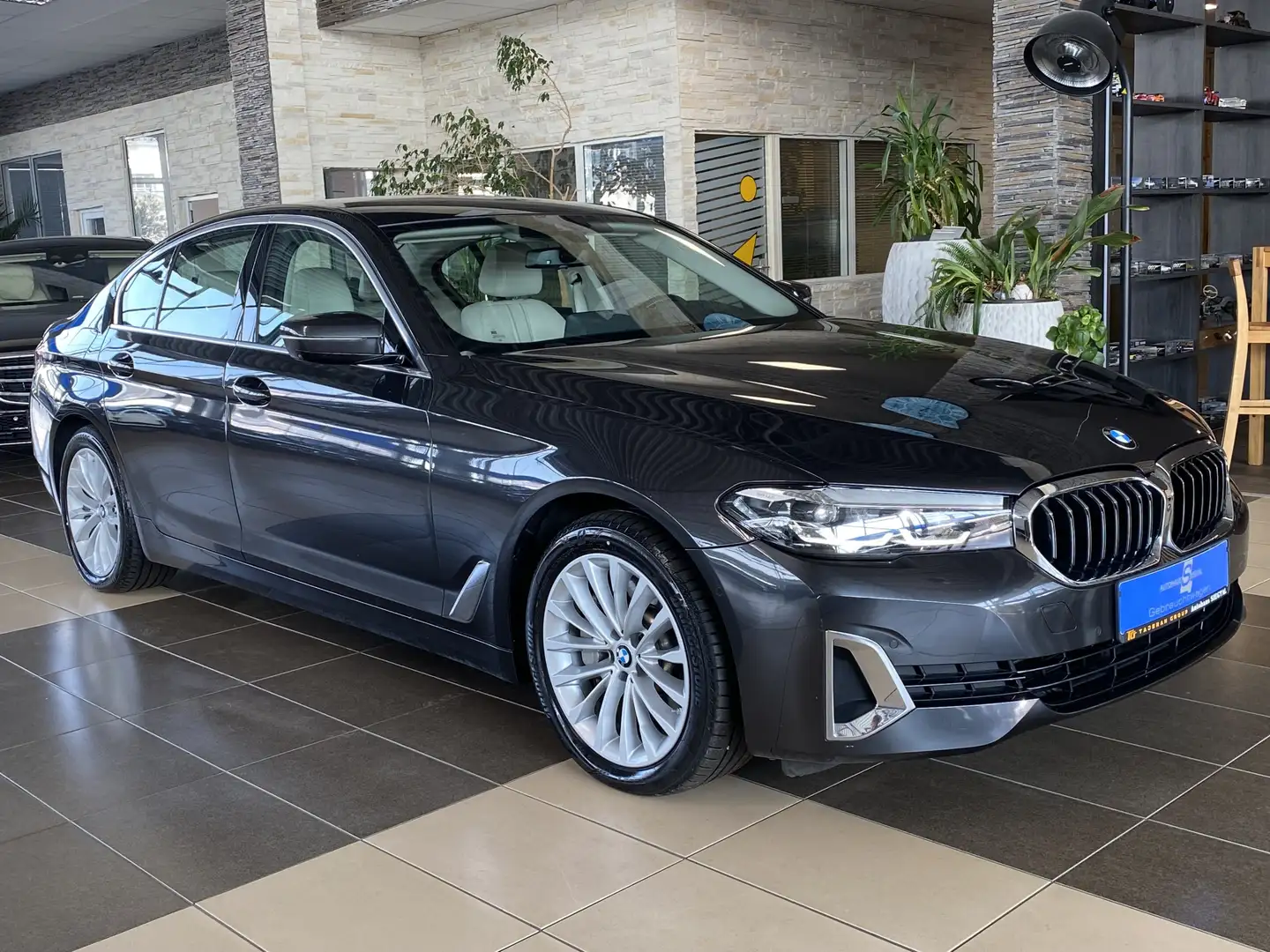 BMW 530 e Luxury Line*LED*360°Cam*Leder*Cockpit*Navi Gris - 1