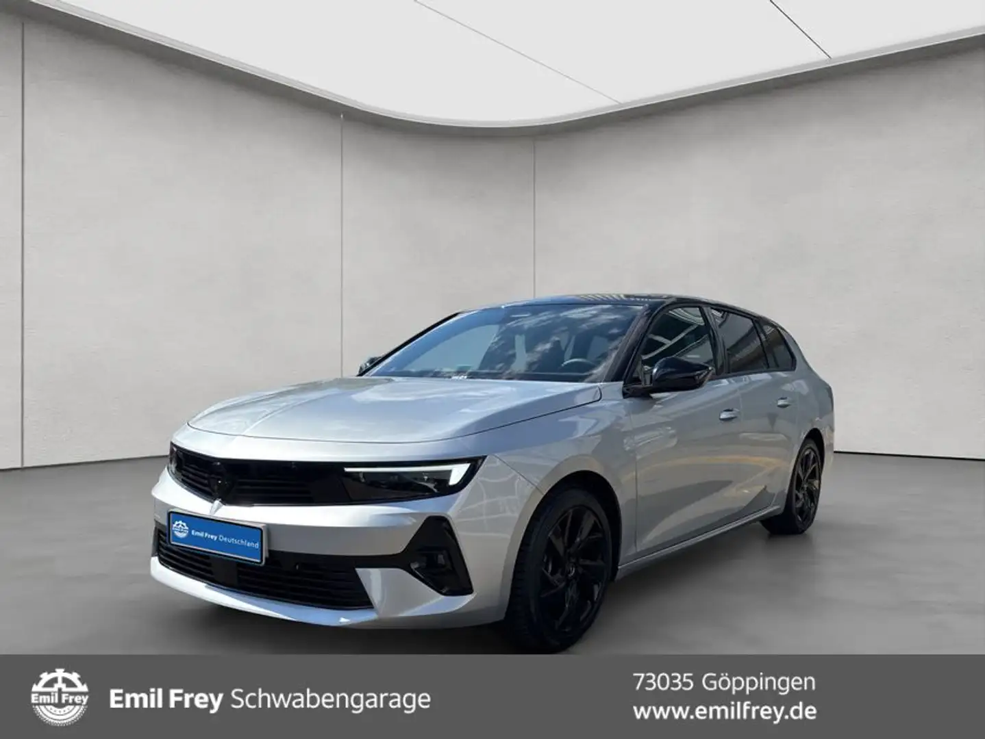 Opel Astra Sports Tourer 1.2 Turbo Automatik GS *AHK* Silber - 1