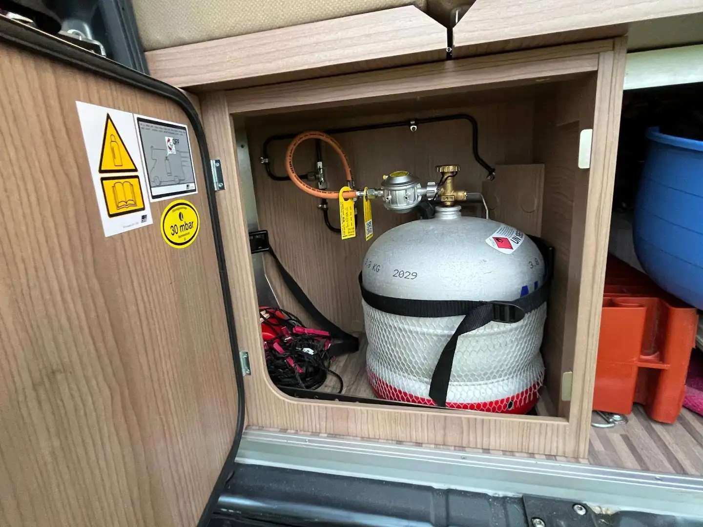 Caravans-Wohnm Carthago Malibu Van 540 Grau - 2
