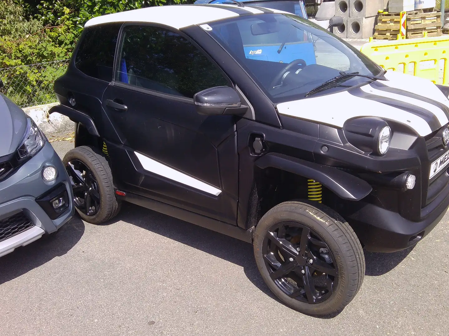 Aixam Scouty R Schwarz - 1