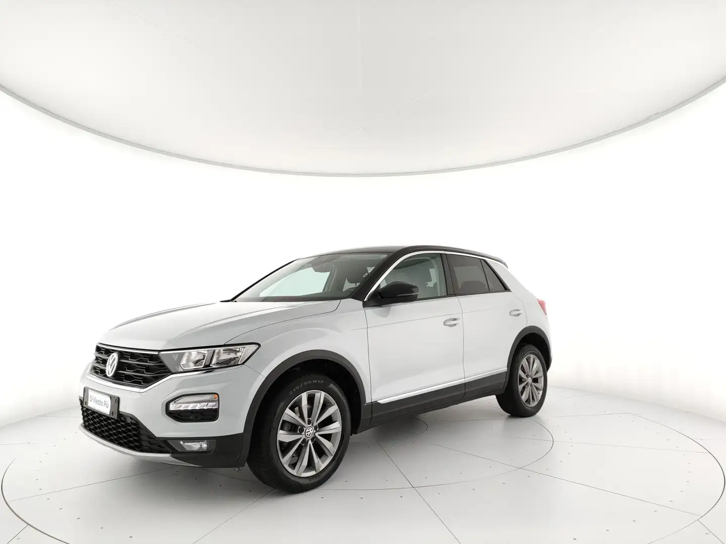 Volkswagen T-Roc 1.5 tsi act style + TECH PACK - 1