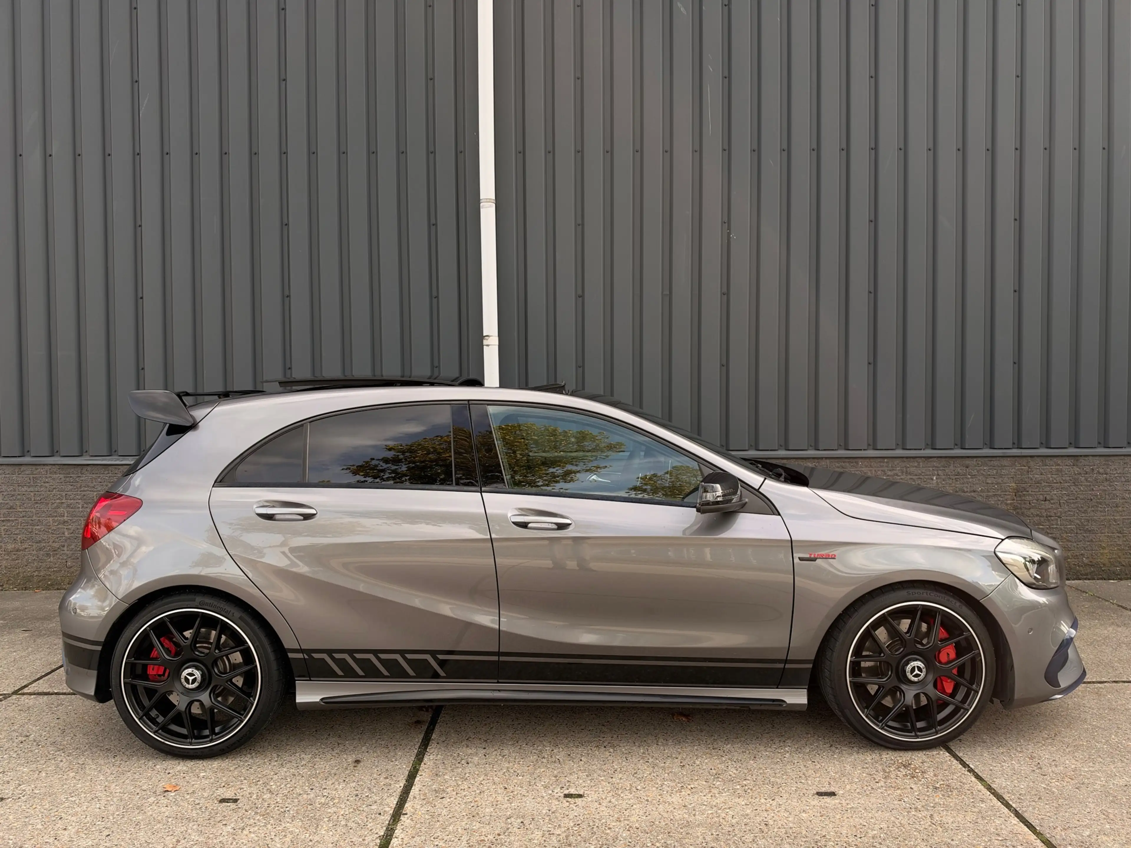Mercedes-Benz A 45 AMG 4MATIC 381PK/PANO/MEMORY/DEALERONDERHOUDEN — photo 4