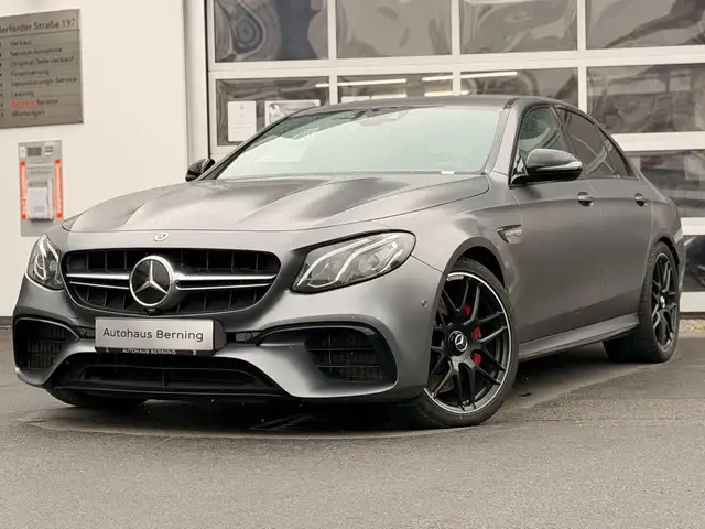Mercedes-Benz E 63 AMG E63 S AMG 4MATIC+ MAGNO SPORTSITZE HuD VMAX