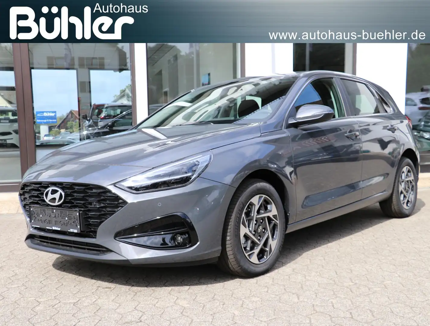 Hyundai i30 Trend Plus 1.5 T-GDI Mild Hybrid LED, Navi, Sit... Gris - 1