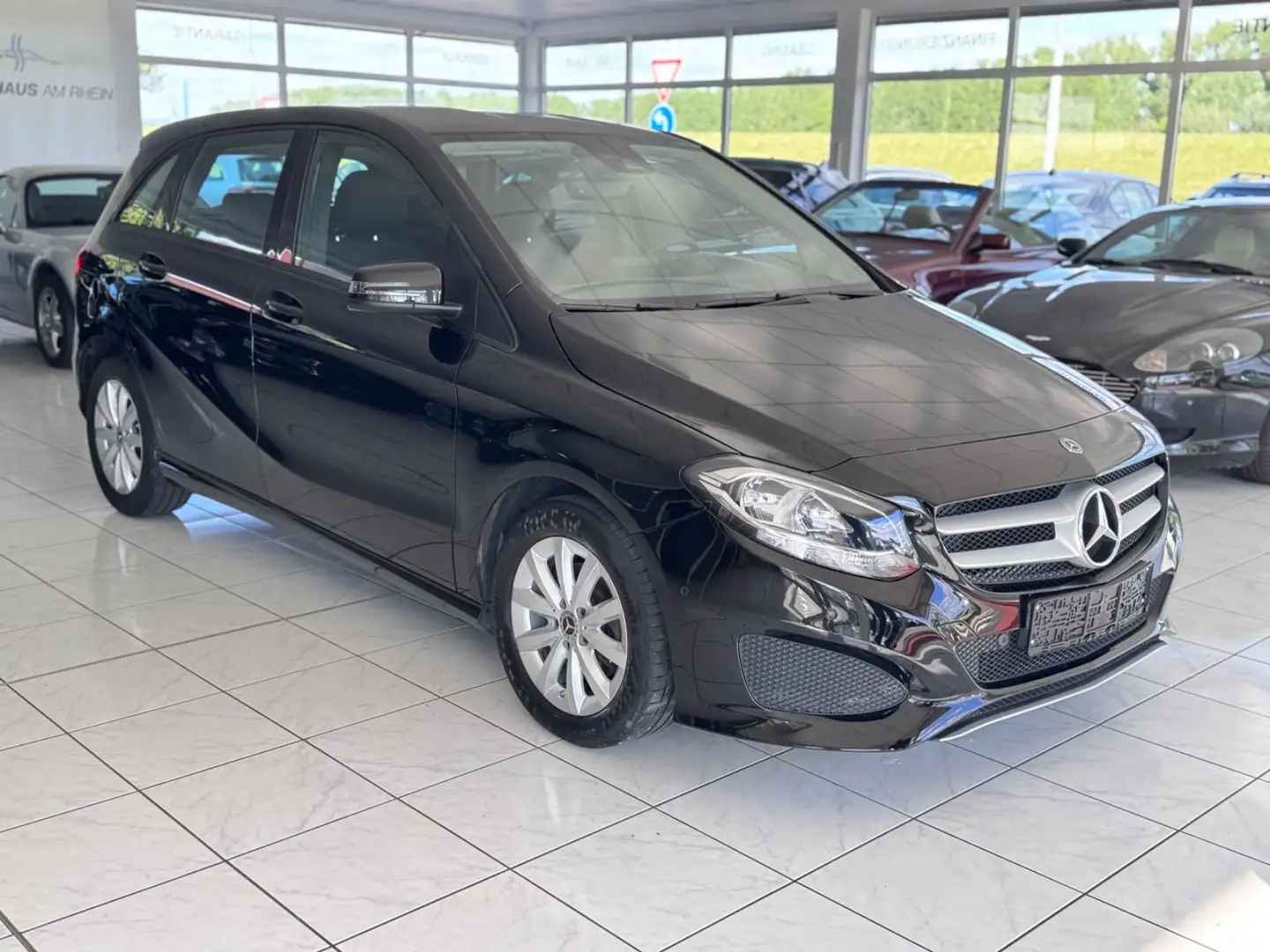 Mercedes-Benz B 200 CDI / d+Automatik+Navi+Sitzh+Tempomat+2.Hd Schwarz - 1