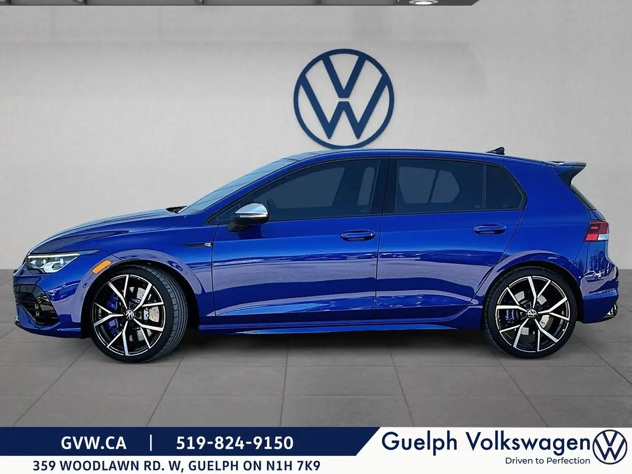 Volkswagen Golf R снимка Volkswagen Golf R