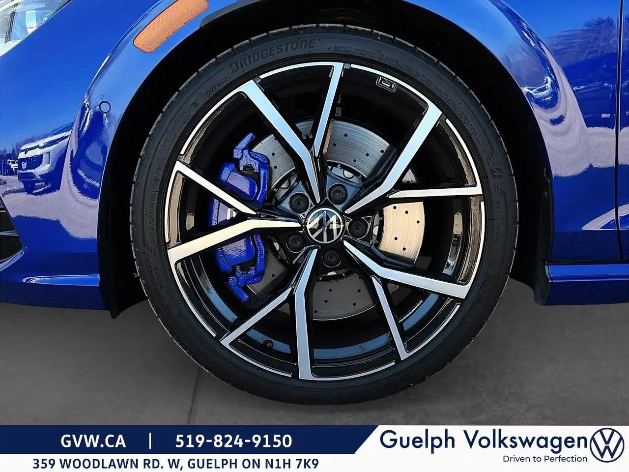 Volkswagen Golf R снимка Volkswagen Golf R