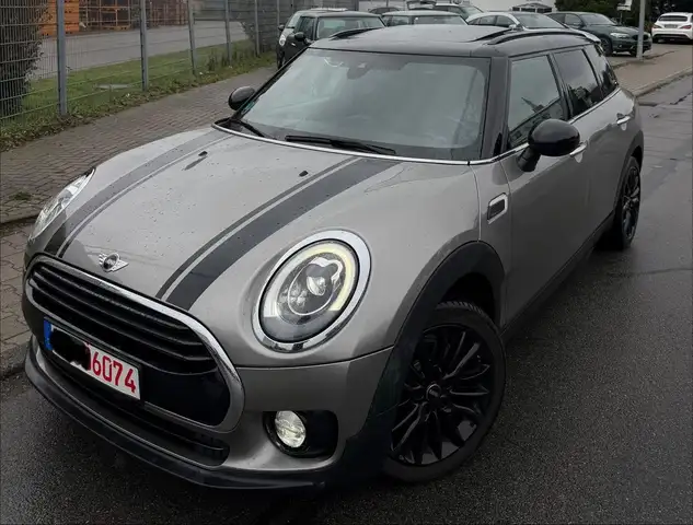 MINI Cooper Clubman AUTOMATIK,LED,LEDER,HARMAN,PANO