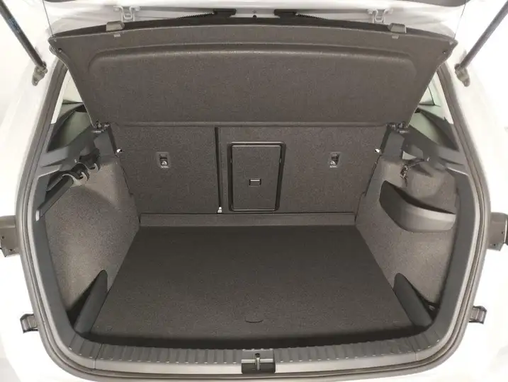 Škoda Karoq 1.0 TSI SELECTION 2026, foto 7