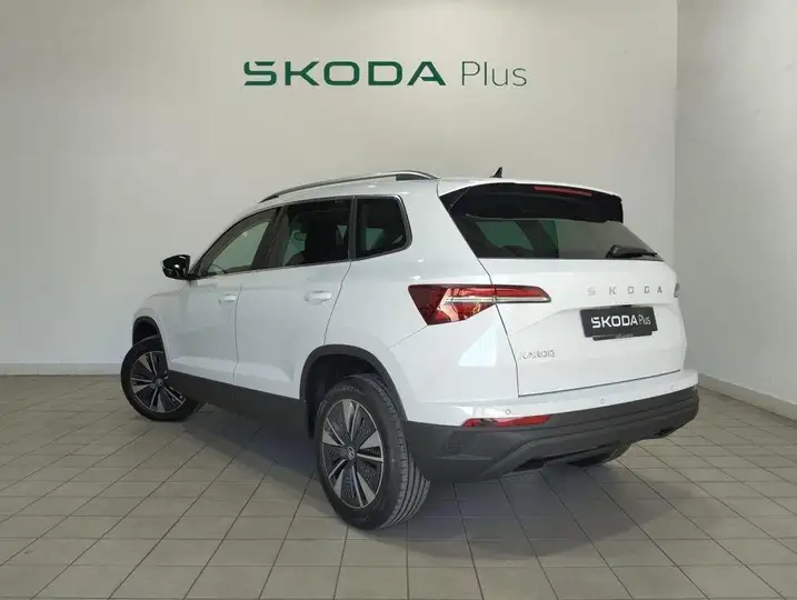 Škoda Karoq 1.0 TSI SELECTION 2026, foto 2