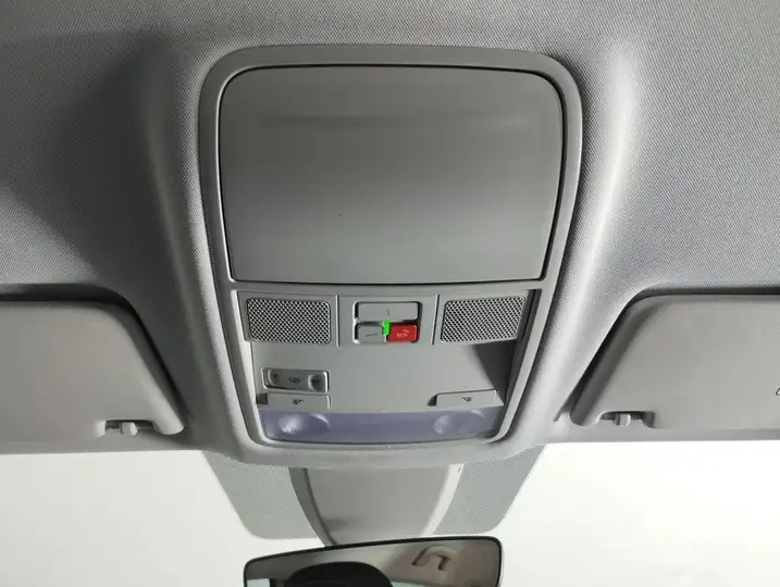 Škoda Karoq 1.0 TSI SELECTION 2026, foto 12