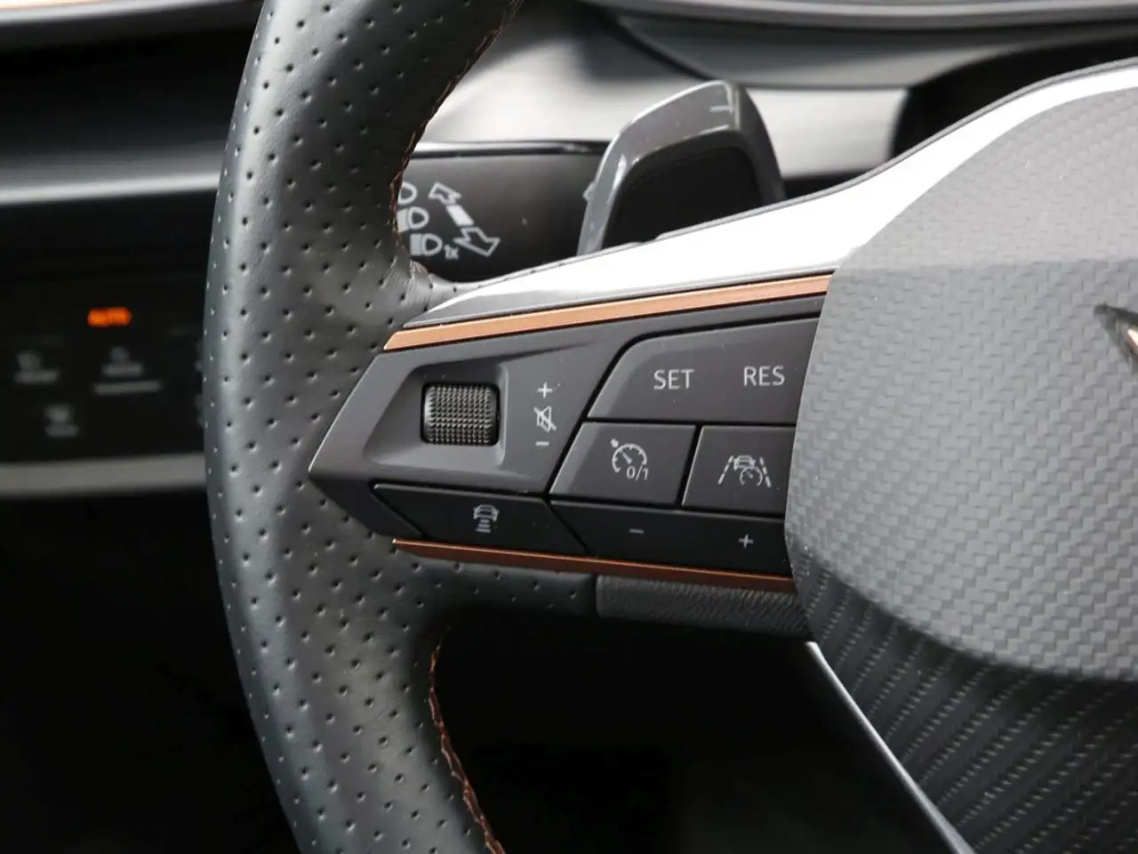 Cupra Formentor 1.5 TSI DSG 18" Pano Navi+VC ACC LED RFK+PDC SHZ, миниатюра 17