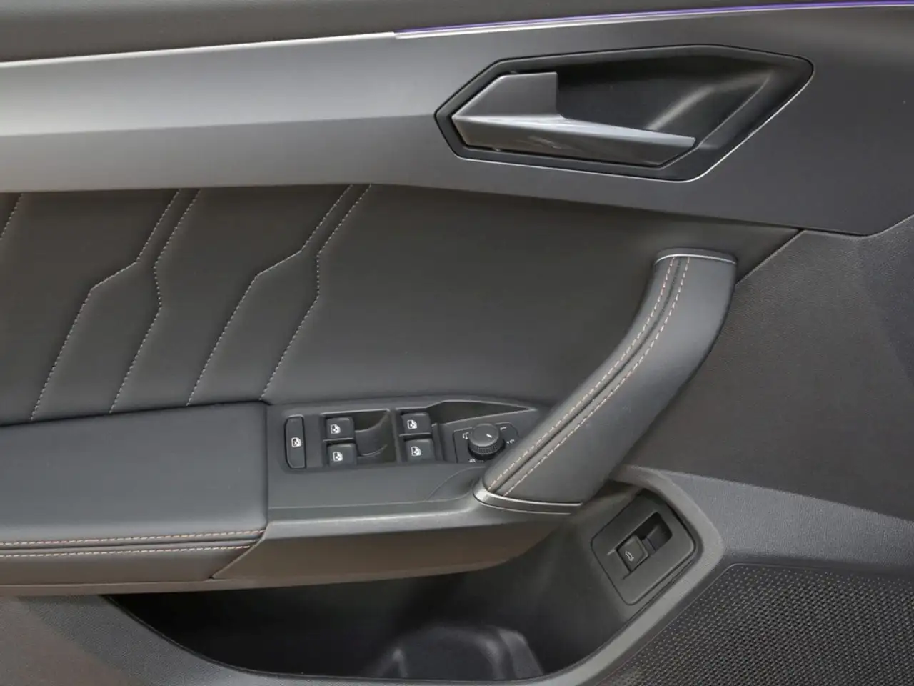Cupra Formentor 1.5 TSI DSG 18" Pano Navi+VC ACC LED RFK+PDC SHZ, миниатюра 16