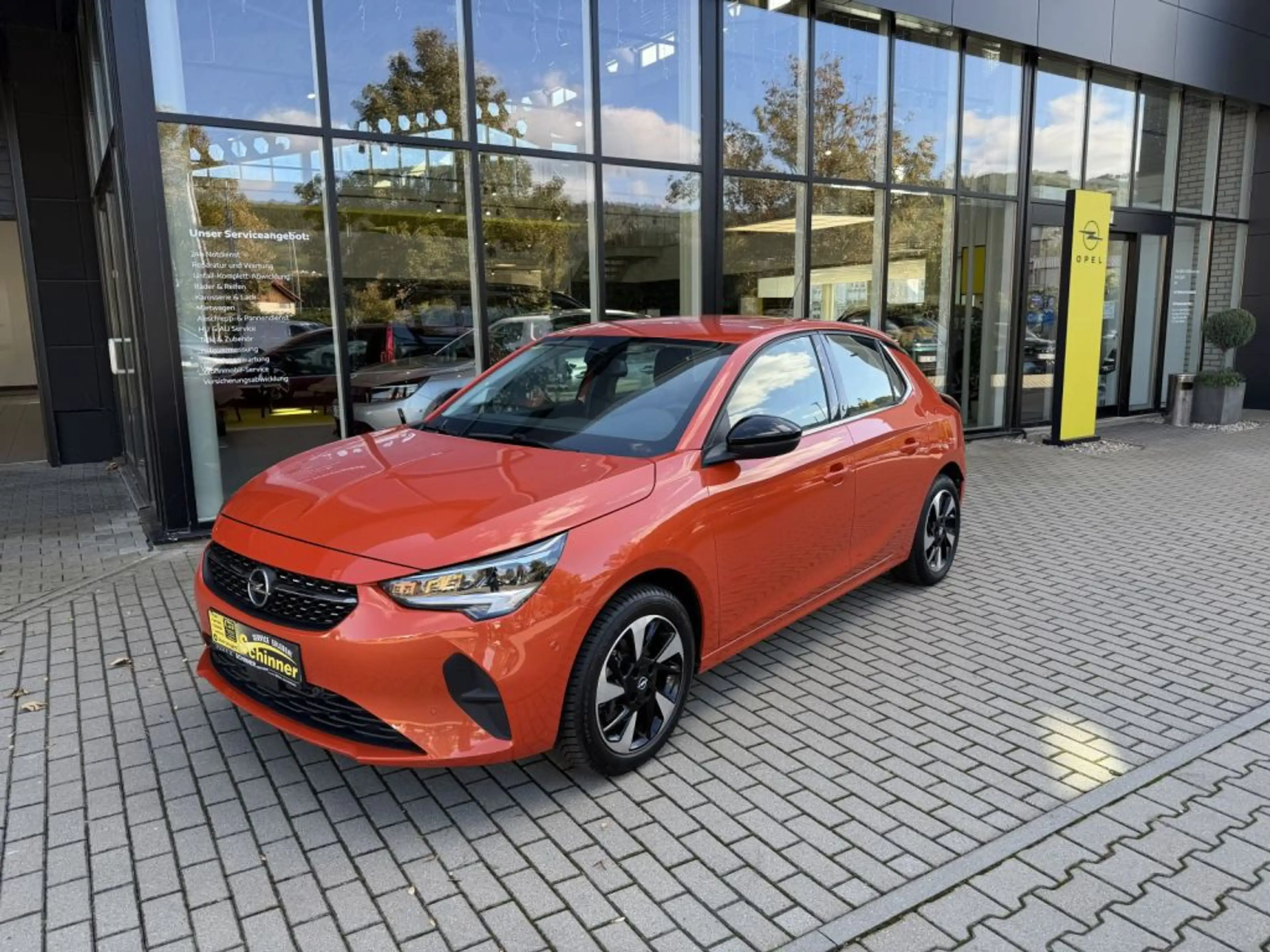 Opel Corsa-e Elegance — photo 12
