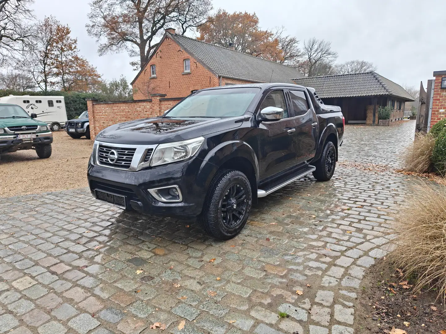 Nissan NP300 NP300 Navara DC €15580 excl. BTW Noir - 1