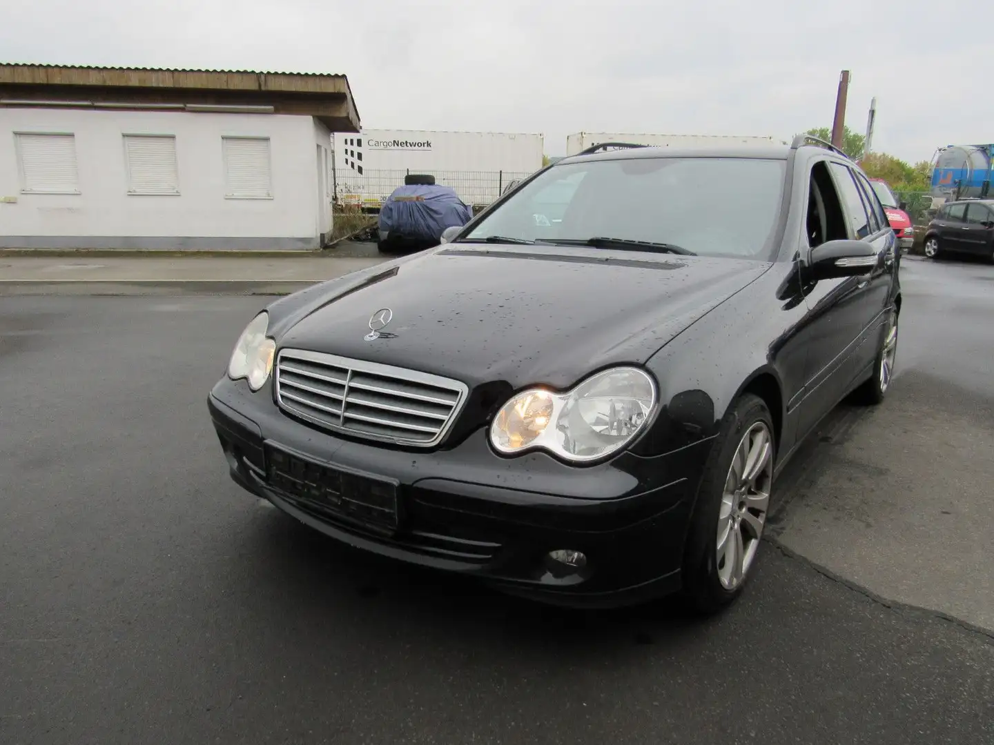 Mercedes-Benz C 220 CDI T-Modell, AHK, Schwarz - 2