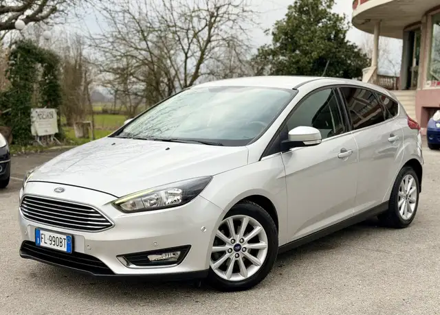 Ford Focus Focus IV 2015 5p 1.5 tdci Titanium X s