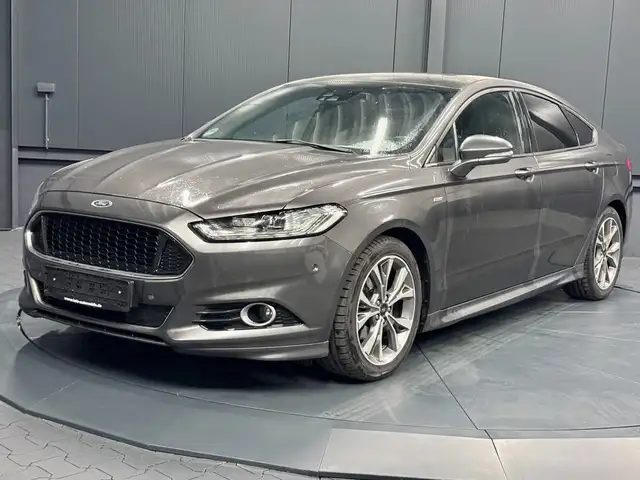 Ford Mondeo Lim. ST-Line *PANORAMA*LED*ACC*KAMERA*el.Klappe*