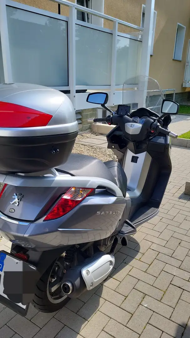 Peugeot Satelis 250 Schöner sehr gut erhaltener Roller. Argent - 2