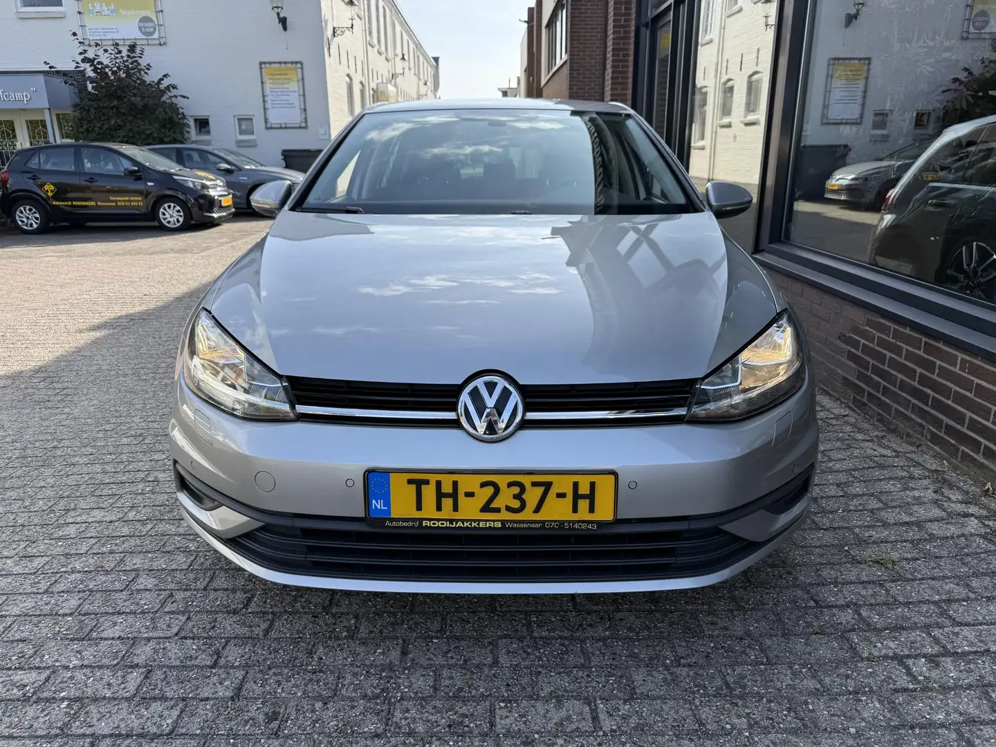 Volkswagen Golf 1.4 TSI Comfortline Grau - 2