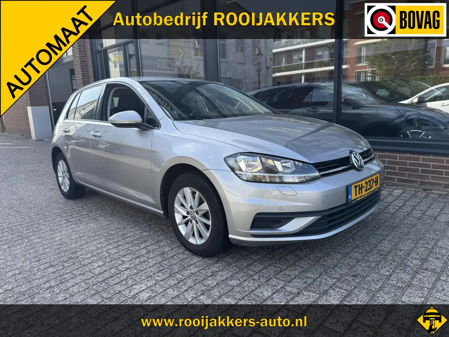 Volkswagen Golf 1.4 TSI Comfortline Grau - 1