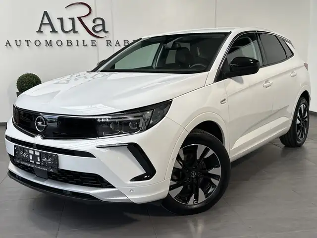 Opel Grandland view 2
