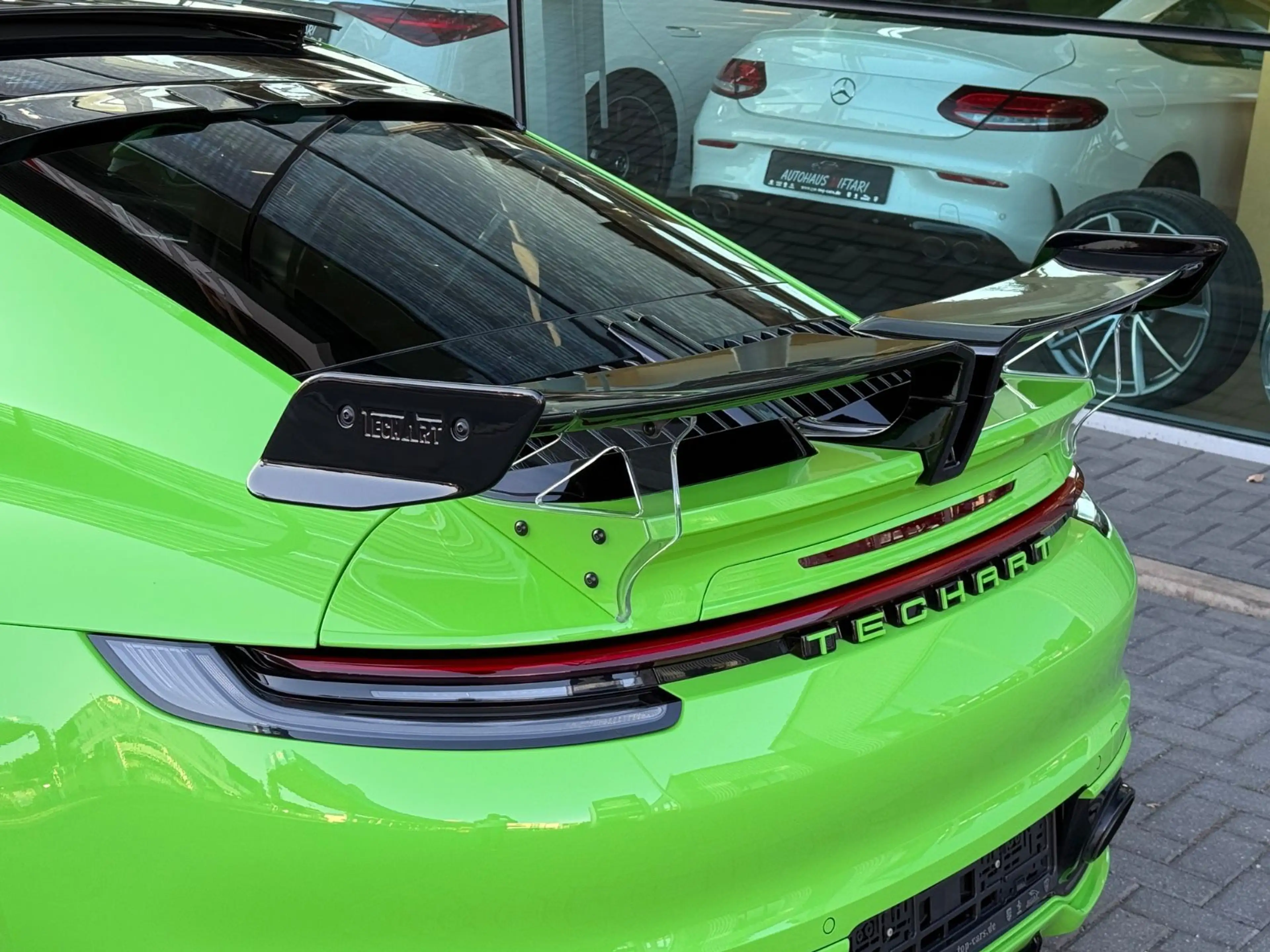 Porsche 911 992 TECHART KERAMIK LIFT CHRONO AKRAPOVIC — photo 10