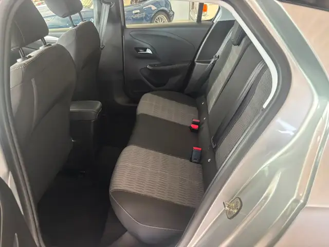 Opel Corsa view 10