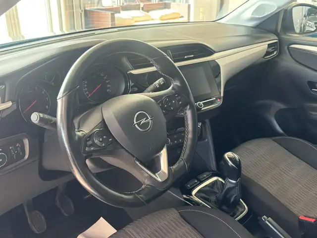 Opel Corsa view 13