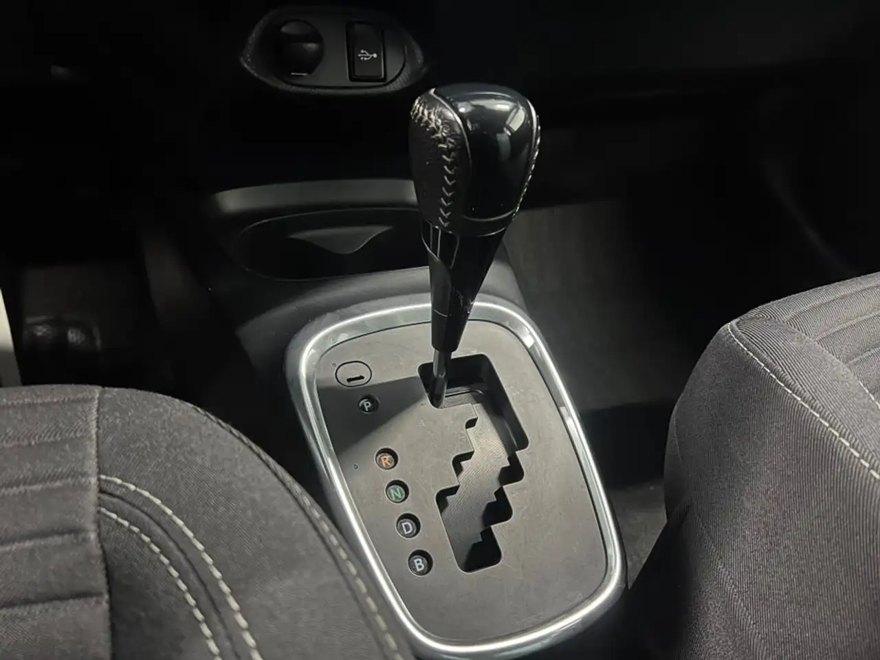 Toyota Yaris Yaris — photo 9
