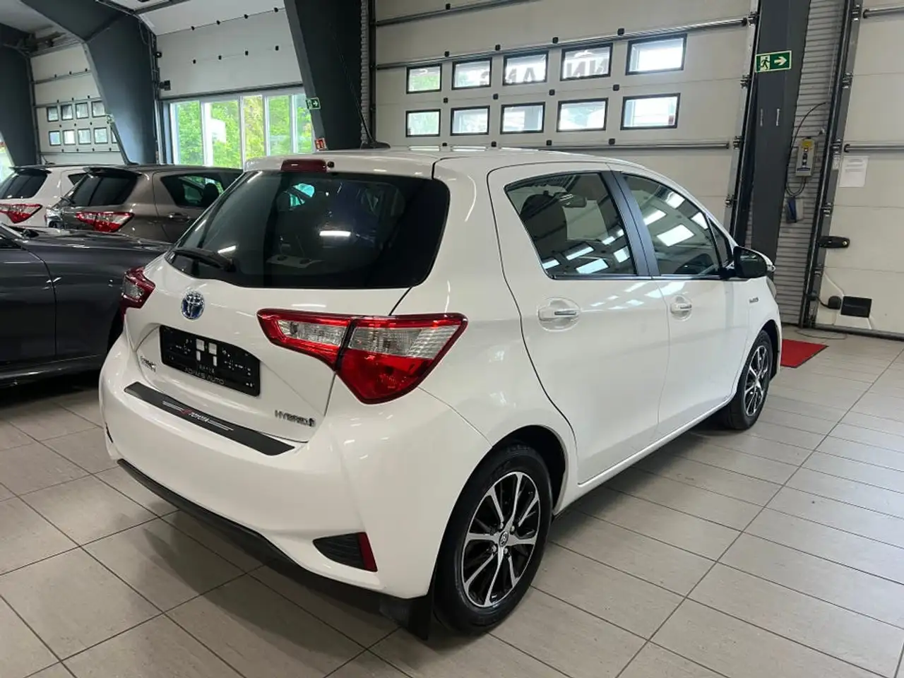Toyota Yaris Yaris — photo 3