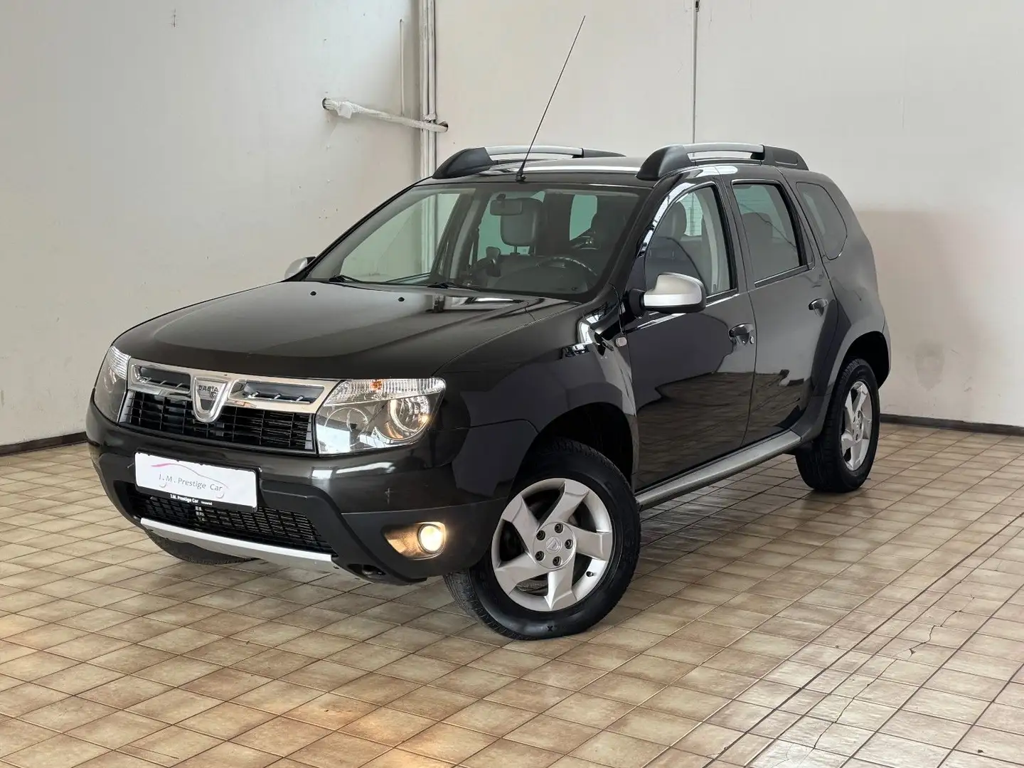 Dacia Duster I Prestige 4x2 Benzin/LPG AHK Leder Klima Schwarz - 1